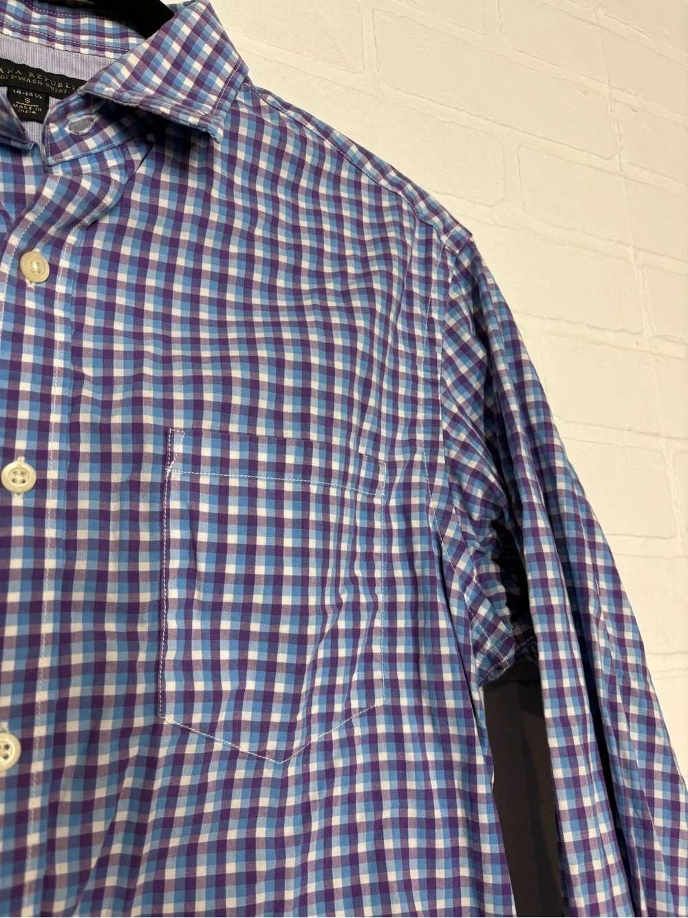 Banana Republic Mens Small Soft-Wash Plaid Button Down Shirt Blue Purple Gingham